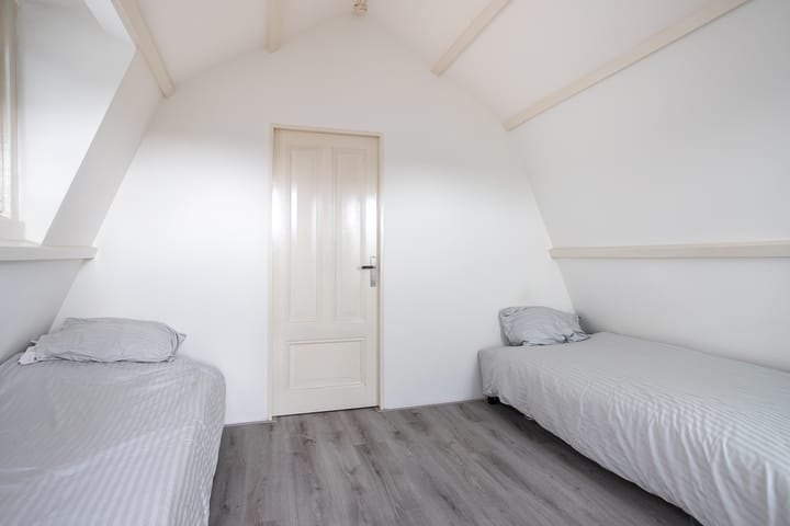 Foto 33 van Raam 242