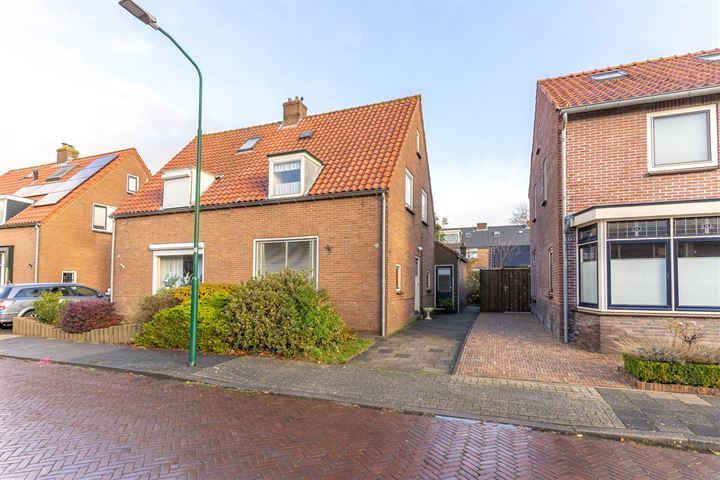 Bekijk foto 1 van Kuyperstraat 26