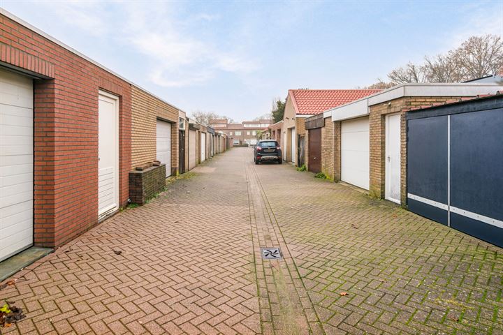 View photo 34 of Lakenstraat 30