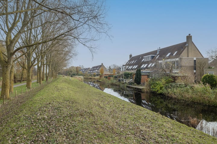 Bekijk foto 32 van Beekforel 82