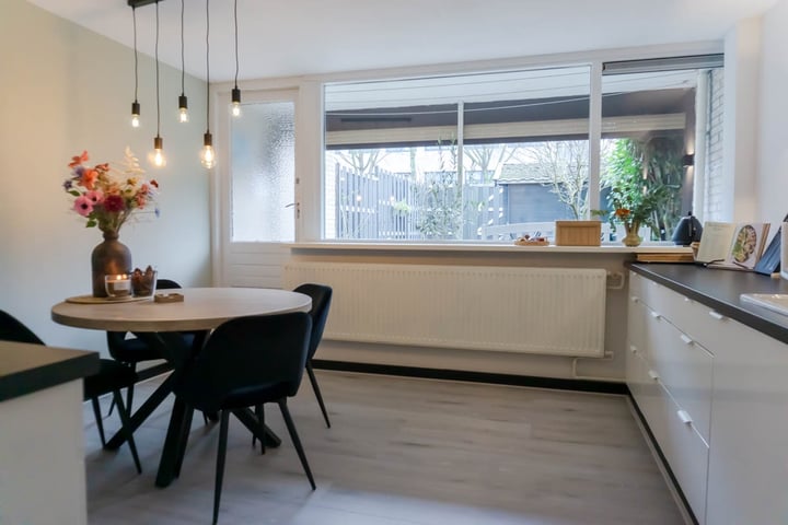 Bekijk foto 10 van Klimopstraat 36