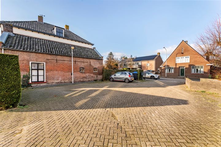 Bekijk foto 3 van Dorpsstraat 63-A