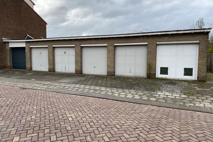 Bekijk foto 4 van Trompstraat 31