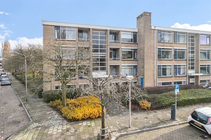 Bekijk foto 42 van Knuttelstraat 40