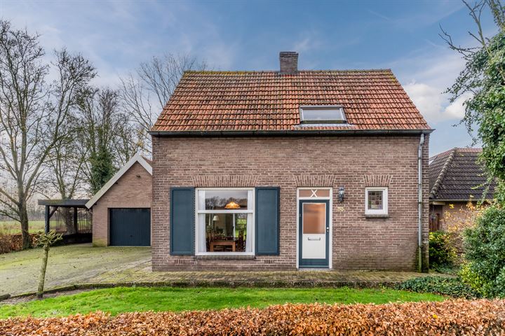 Bekijk foto 43 van Meerstraat 33