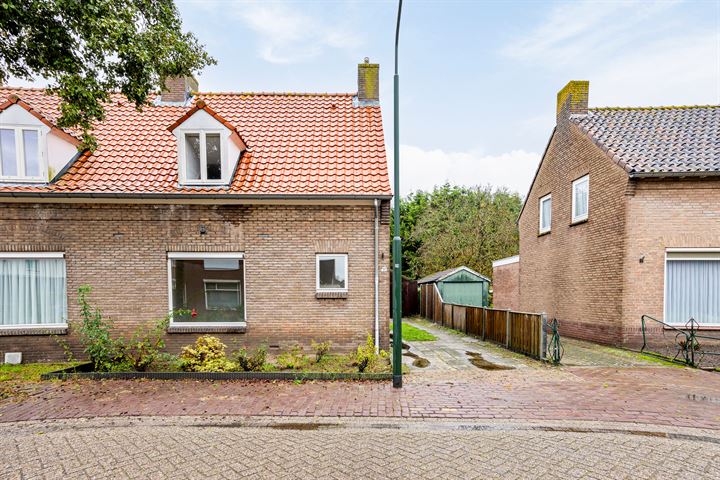 Bekijk foto 30 van Boomstraat 57