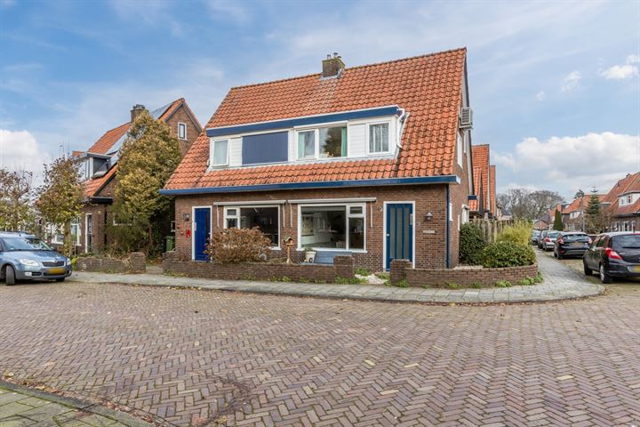 Bekijk foto 3 van Emmastraat 19