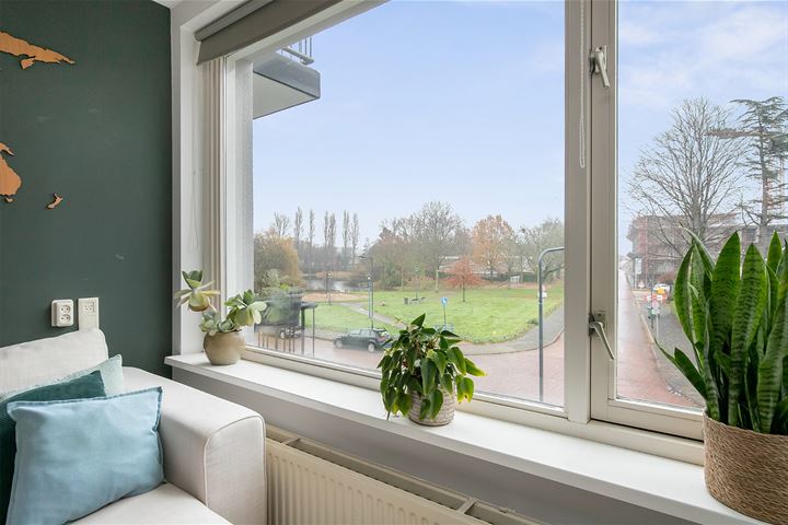 View photo 12 of Lachappellestraat 41-A