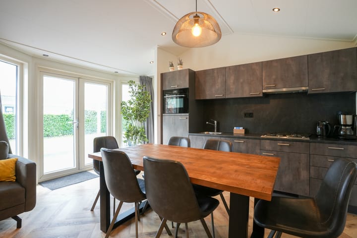 Foto 4 van Akerstraat 153-115