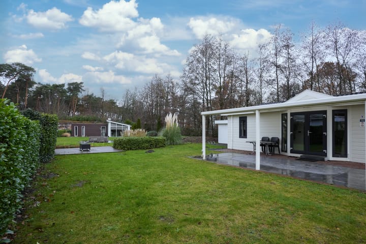 Foto 26 van Akerstraat 153-115