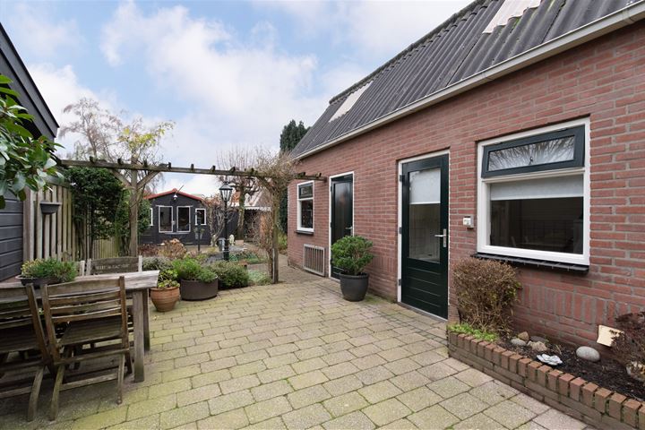 Bekijk foto 32 van Rozenstraat 5