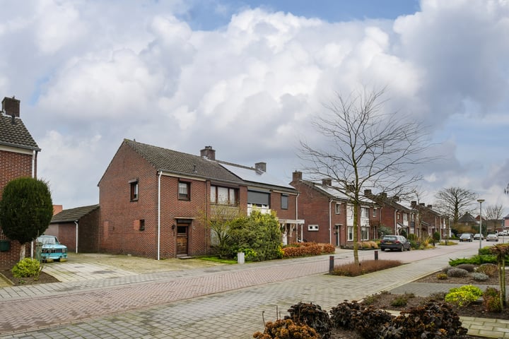 Bekijk foto 21 van Sint Willibrordusstraat 16