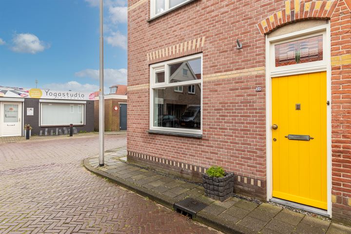 Bekijk foto 43 van Ranonkelstraat 20