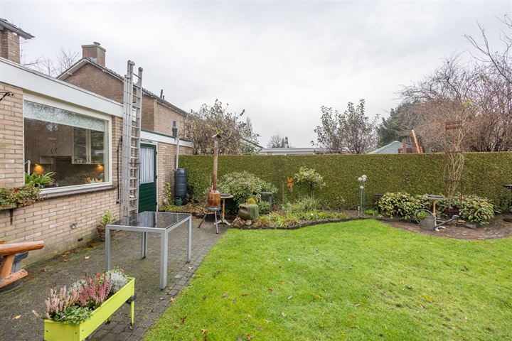 Bekijk foto 41 van Pinksterbloemstraat 10