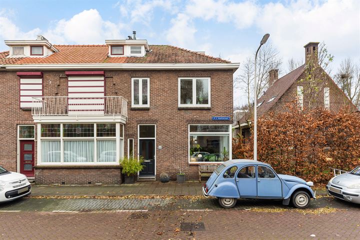 Bekijk foto 38 van P.C. Hooftstraat 1