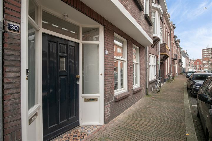 Bekijk foto 2 van Prins Hendrikstraat 30