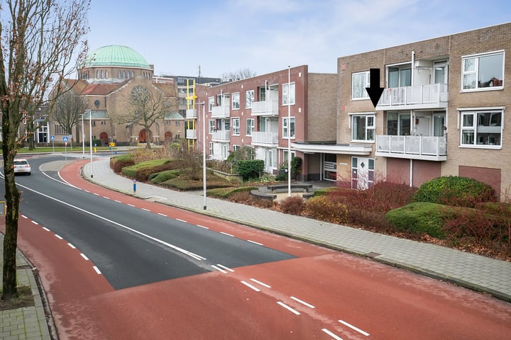 Bekijk foto 1 van Alma Tademastraat 47