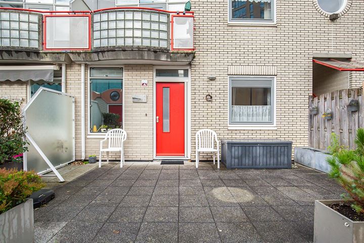 Bekijk foto 2 van Aagje Dekenstraat 44