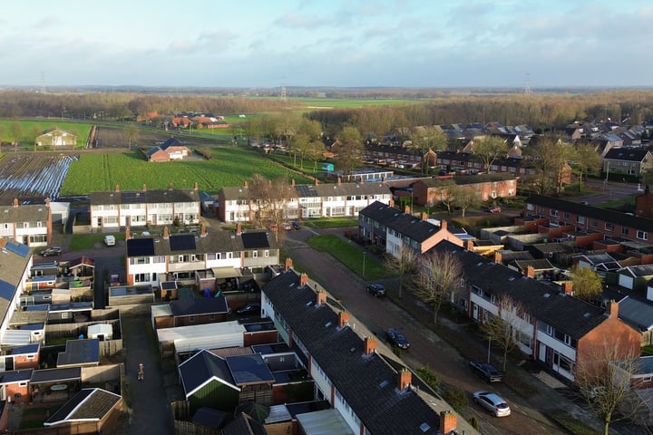 Bekijk foto 46 van Geraniumstraat 31