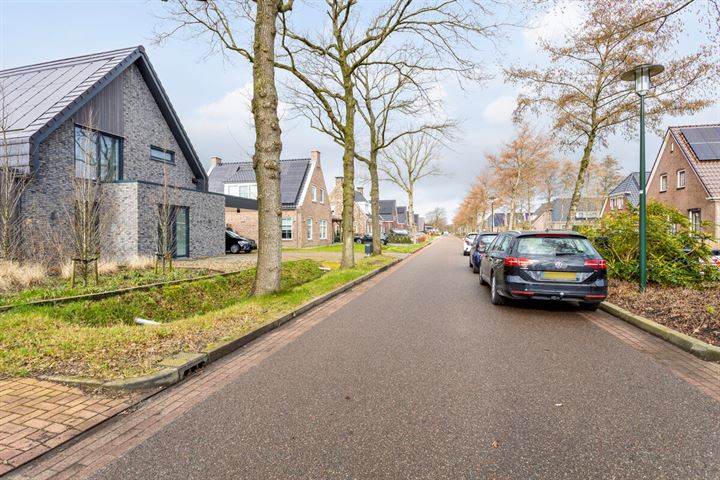 Bekijk foto 48 van Hoofdweg 7-C