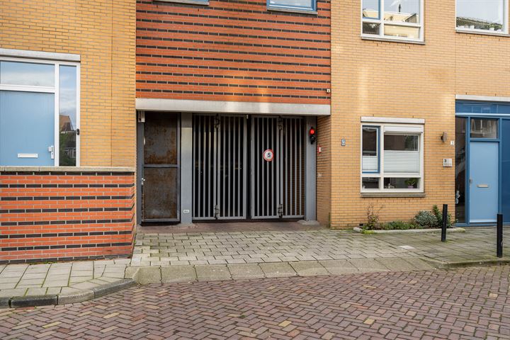 Bekijk foto 7 van Struyckstraat 27