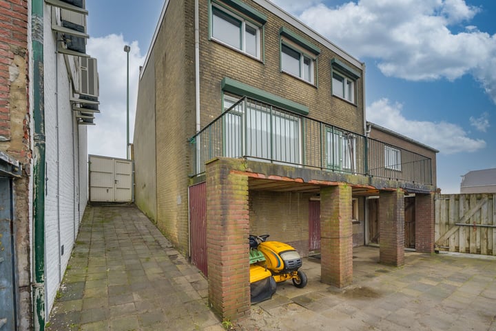 Bekijk foto 49 van Molenstraat 105