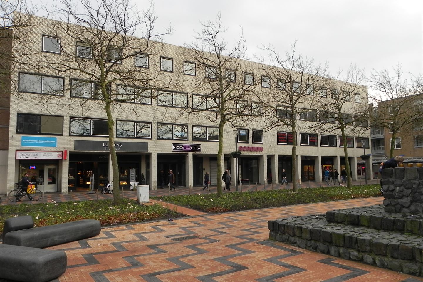 Bekijk foto 1 van Stadhuisplein 53-73