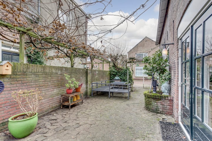 Bekijk foto 39 van Molenstraat 18