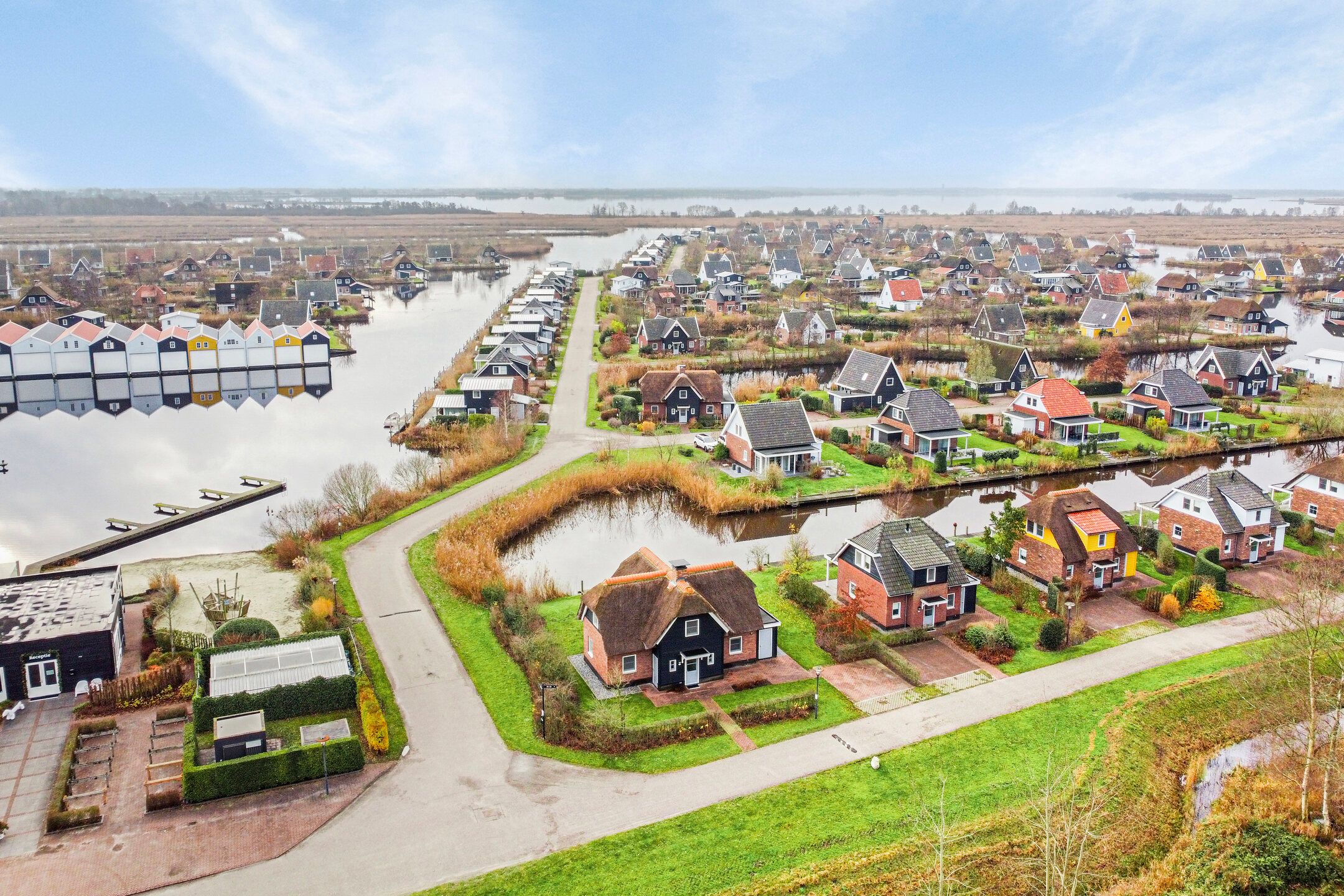 4-bedroom freehold villa in Giethoorn — photo 4 of 5