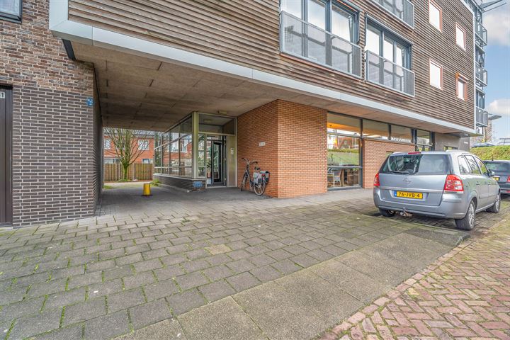 Bekijk foto 36 van Van der Horststraat 32