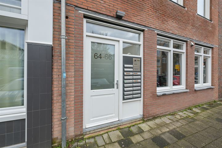 View photo 16 of Vinkenstraat 64-S