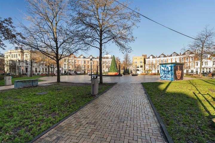 Bekijk foto 36 van Zoutmanstraat 31