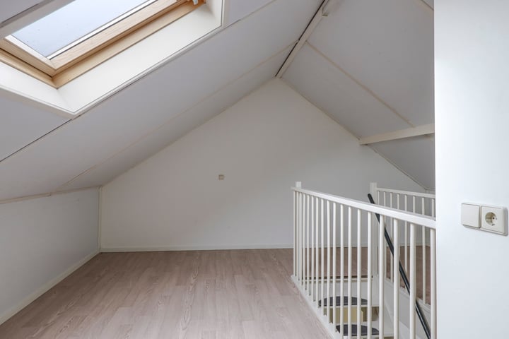 View photo 40 of Onze Lieve Vrouwestraat 75