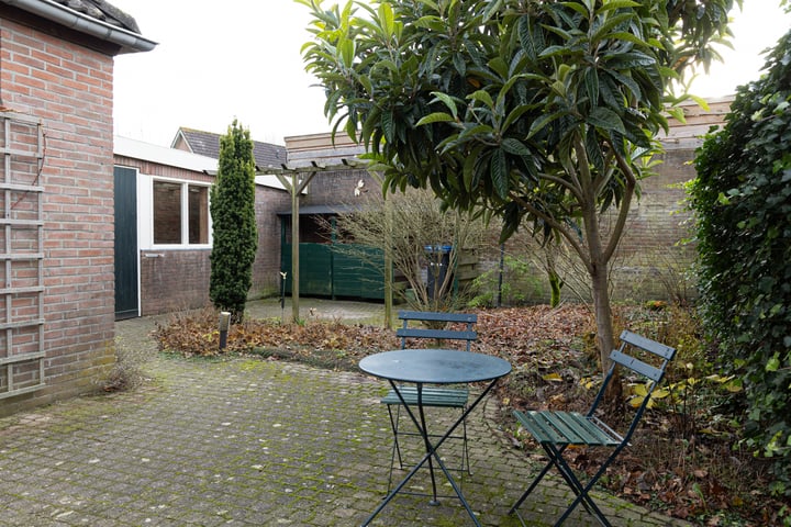 Bekijk foto 32 van van Galenstraat 11