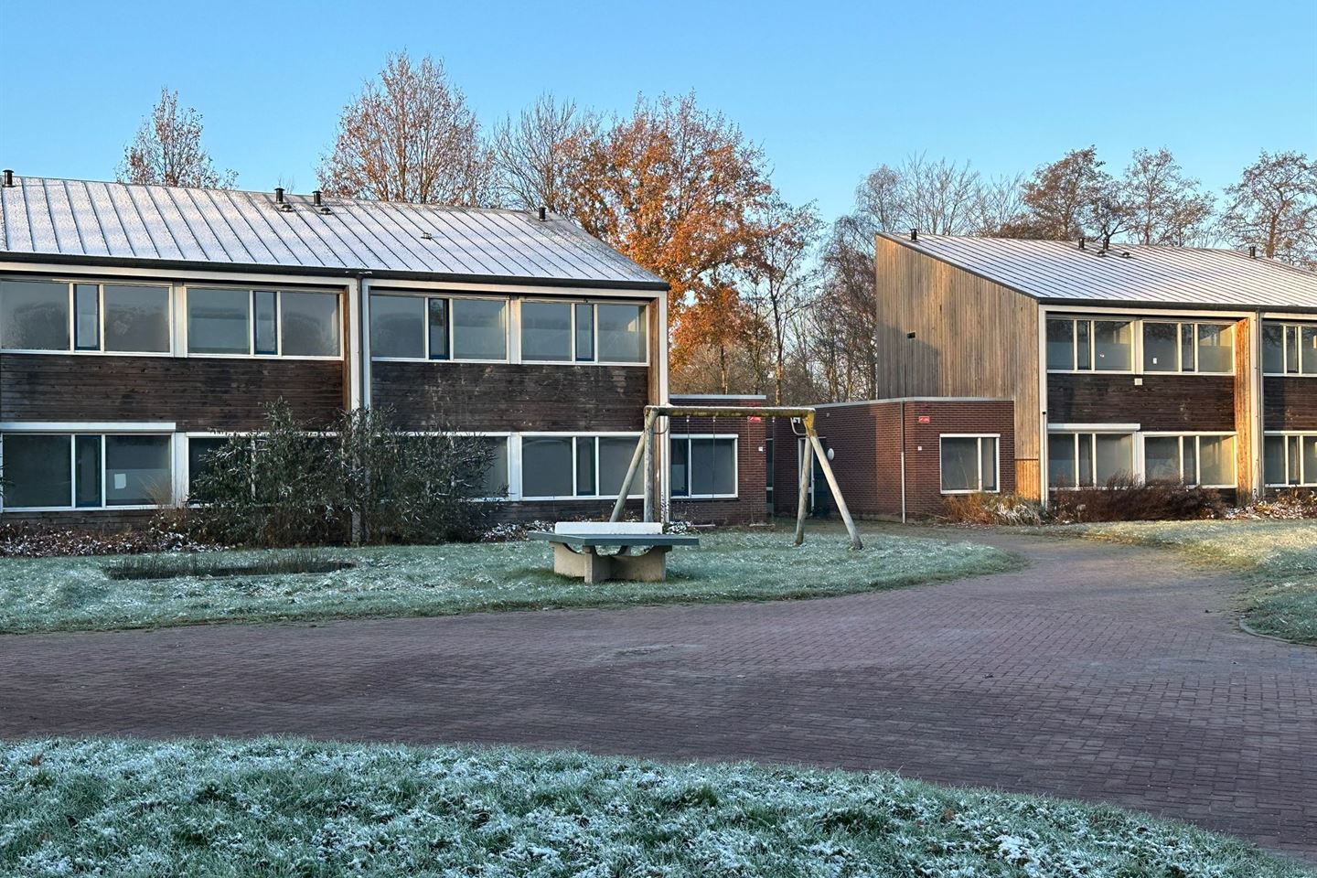 View photo 2 of Ringweg 7-a