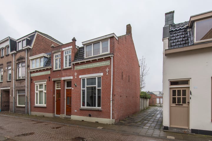 Bekijk foto 30 van Paterstraat 27