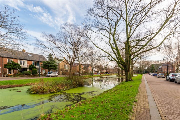 Bekijk foto 37 van Burg. v. Dobben de Bruijnstraat 24