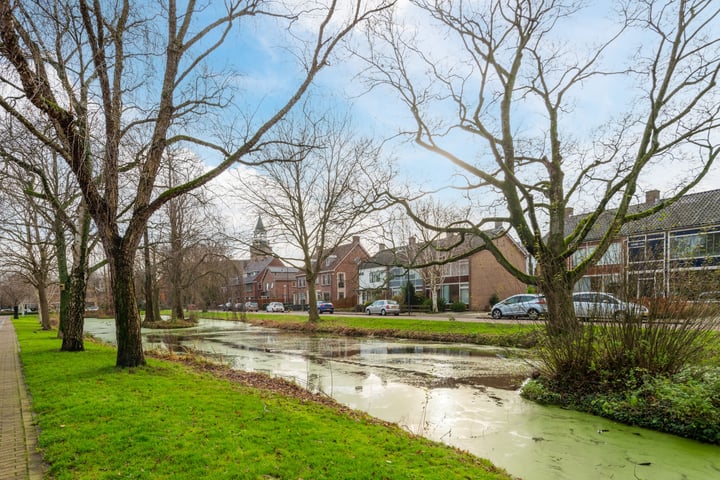 Bekijk foto 40 van Burg. v. Dobben de Bruijnstraat 24