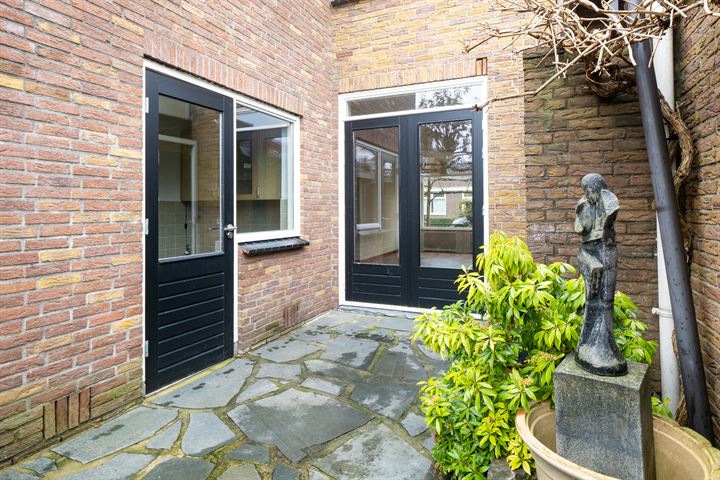 Bekijk foto 36 van Vanekerstraat 489