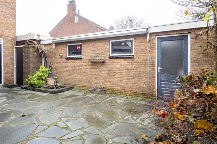 Bekijk foto 42 van Vanekerstraat 489