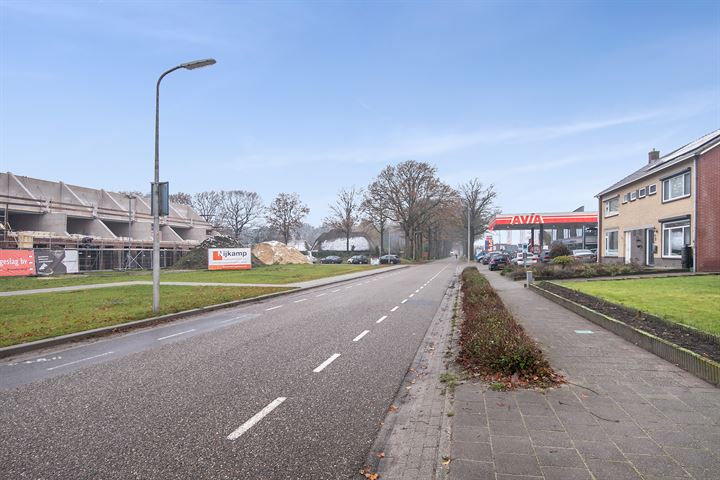 Bekijk foto 49 van Luttenbergerweg 8