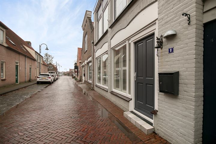 Bekijk foto 53 van Ds. de Bresstraat 8