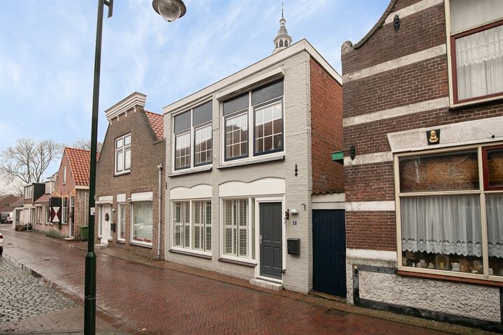 Bekijk foto 52 van Ds. de Bresstraat 8