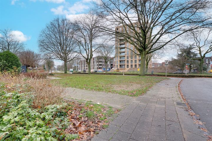 Bekijk foto 4 van Kampstraat 33