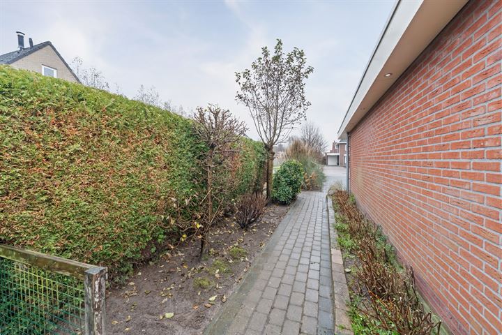 Bekijk foto 36 van Schoolstraat 16