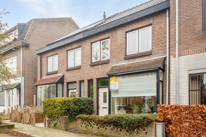 View photo 7 of Beatrixstraat 19