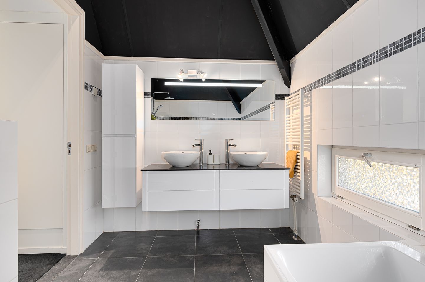 Foto 35 van Luikerweg 84