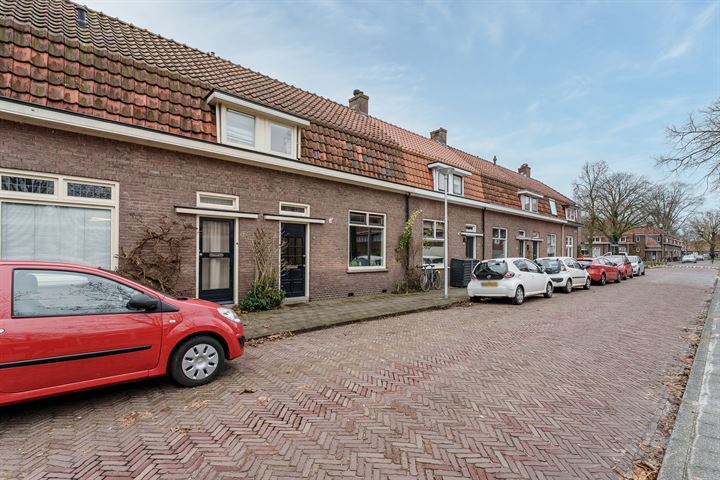 Bekijk foto 32 van Jacob Catsstraat 18