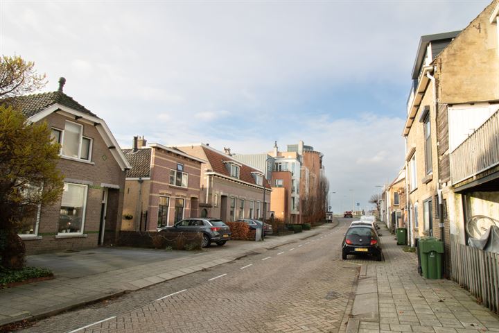 Bekijk foto 20 van Molendijk 73