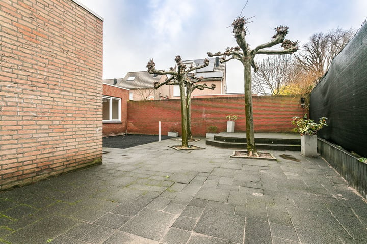 Bekijk foto 24 van Lambertusstraat 66